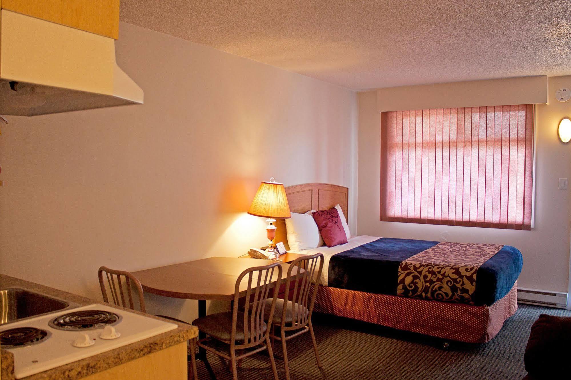 Grandview Motel Kamloops Exterior photo